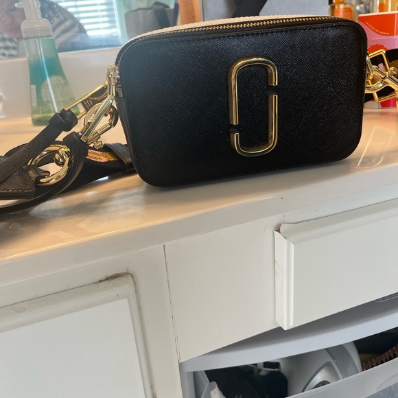 Marc Jacobs The Snapshot Small Crossbody Bag - Picture 10 of 14